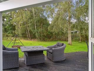 Holiday Home Rik - 350m from the sea by Interhome - 4