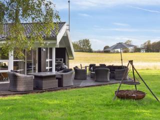 Holiday Home Rik - 350m from the sea by Interhome - 2
