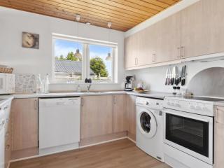 Holiday Home Onni - 1km from the sea by Interhome - 1