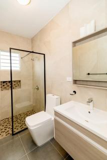 Home for 10 with Pool and Solar Panels in Caguas! - 1