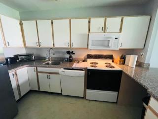Spacious 2br2ba Firstfloor Condo - 8