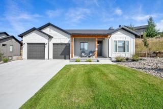 Brand NEW Entire home in Eden Utah - 9