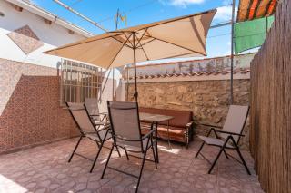 Antique Spanish Villa With A Patio - 0