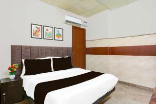 Collection O Johri Enclave Metro Station Second Home - 5