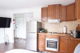 Wanderlust Studio Suite with Private Patio - 6