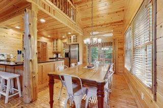 Kingfisher Cove Cabin 19 - 3