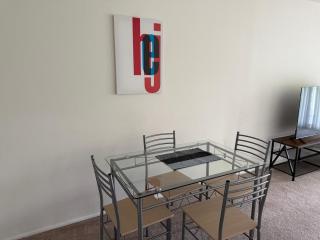 Modern 1br Retreat In Elkins Park - Long Term - 9