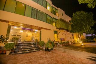 Premier Inn Gulberg Lahore - 2