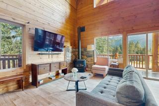 Log Cabin Luxury - 5
