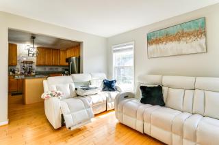Less Than 2 Mi to Dtwn Hagerstown Townhome with Fireplace - 3