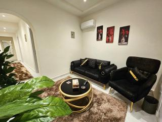 DHB STAYS Cozy 1BR Apartment in City Center 63A - 0