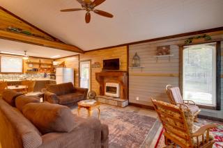 Steps to Lake Peaceful Cabin Escape in Odessa - 1