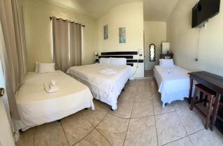 Lunas View Hotel and Restaurant - 4