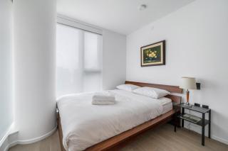 Urban Retreat 2BR Condo with Stunning City View - 2