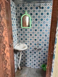 Hotel Betne Inn - 1