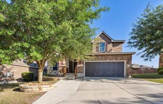Spacious 4BR SeaWorld & Lackland - 0