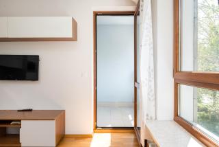 Namysłowska Cosy Apartment by BookingHost - 5