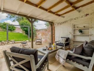 3 Bed in Newport 88107 - 0