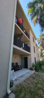 2 Levels Pool Near Beach 2 Patios apts - 5