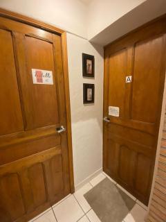 Isly Room's - 5