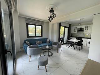 DeepXsuites - 5