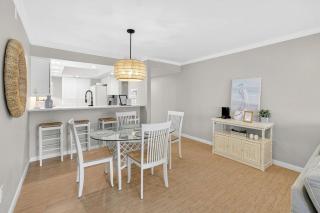 Luxury Beachfront Retreat on Longboat Key - 3