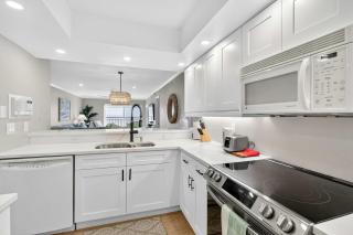 Luxury Beachfront Retreat on Longboat Key - 7