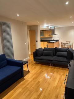 Bright and Stylish Two Bedroom Apartment - 5