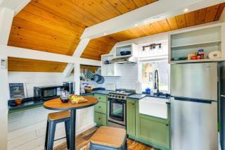 Steps to Sacheen Lake Cute Studio Cabin with Deck -  - 4