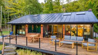 Modern Catskills Escape w Open Living Steam Shower Hot Tub w Mountain Views Minutes from Woodstock Trails Suncliff Vista - 9