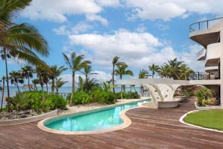 Beachfront 3BR Condo at Tankah Bay - 0