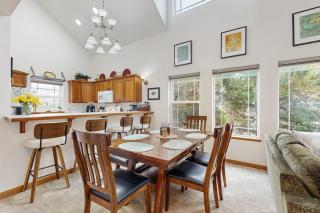 Spring Lake Retreat - 6