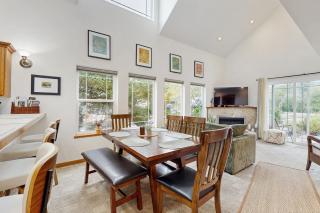 Spring Lake Retreat - 5