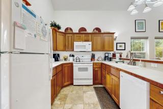 Spring Lake Retreat - 4