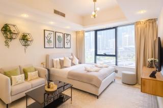 Modern Studio with Marina Skyline view in JLT - Prime Location near Metro - 0