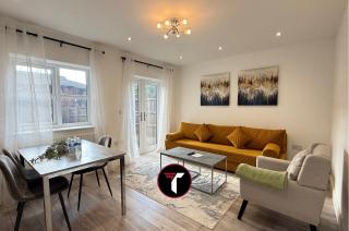 3 bedroom House Contractors and Groups sleeps 5 - 8