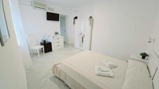 Hotel paradiso - 1