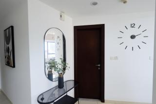 Modern Studio with Marina Skyline view in JLT - Prime Location near Metro - 2