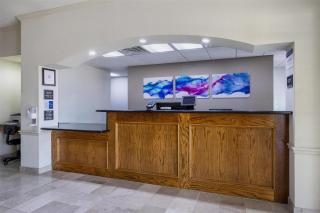 Best Western Limestone Inn and Suites - 2