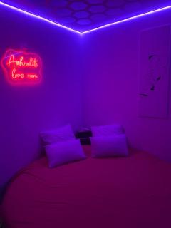 Aphrodite LoveRoom - 6