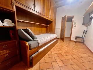 Heart of Florence Duomo Charming and Cozy Apartment - 9