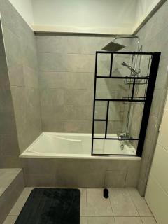 Heart of Nice Beautiful apartment 3 bedrooms - 2
