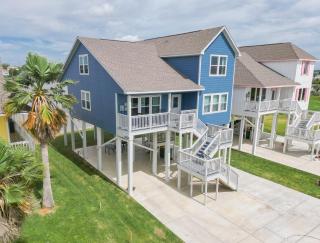 Seabrook Shores 3br Bayfront Hideaway W Deck - 6