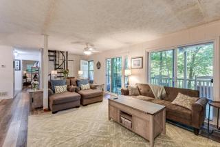 Hiwassee River Gem with Huge Decks Great for Groups - 7