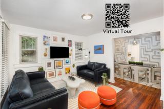 Walkable City Trendy Hideout for Foodies - 3BR-2BA - 8