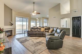 Fenced Backyard Oasis Pet-Friendly Avondale Home - 8