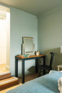 Central Whitchurch - Lowcross House Guest Bedroom 5 - 3
