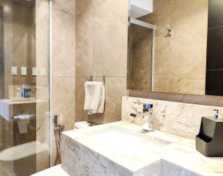 Brand New And Cozy Loft Minutes From The Airport - 5