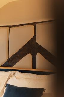 Central Whitchurch - Lowcross House Guest Bedroom 6 - 7