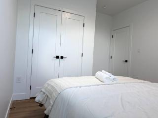 2 Bdrm Suitetv Wifinewly Built 20 Mins Airport - 1
